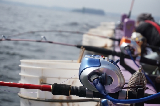 船釣り初心者必読 海上で快適に過ごす為に準備していくべきおすすめアイテム6選 アウトビ